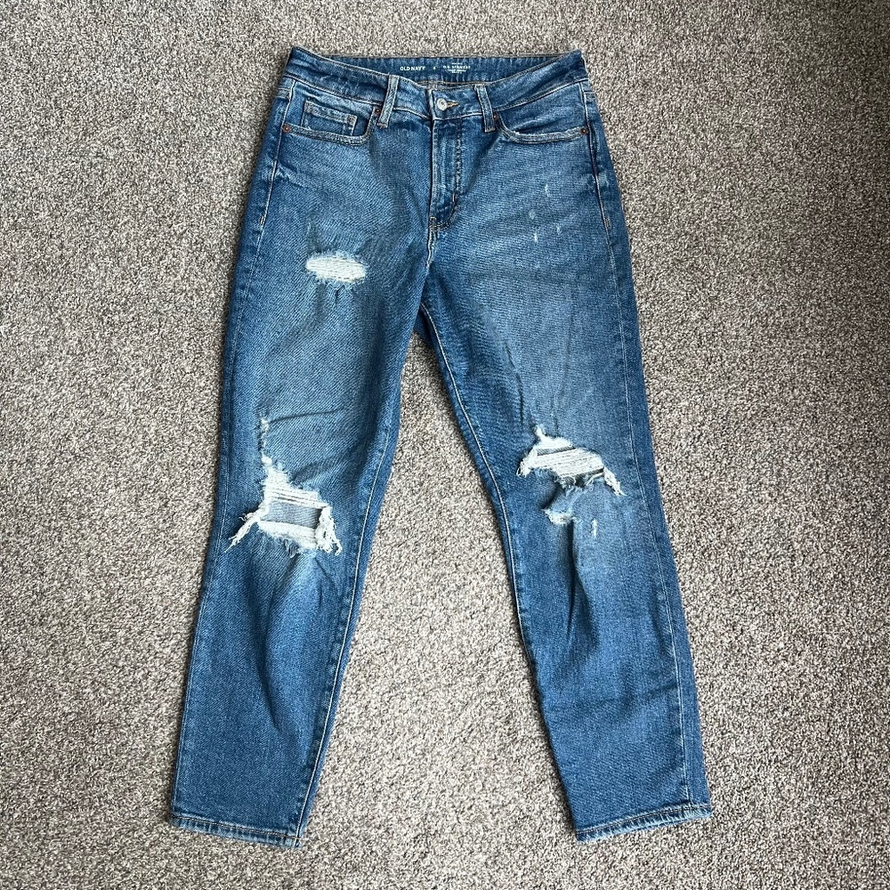Old Navy High Rise OG Straight Distressed Mediumโ Wash Jeans, Size 6